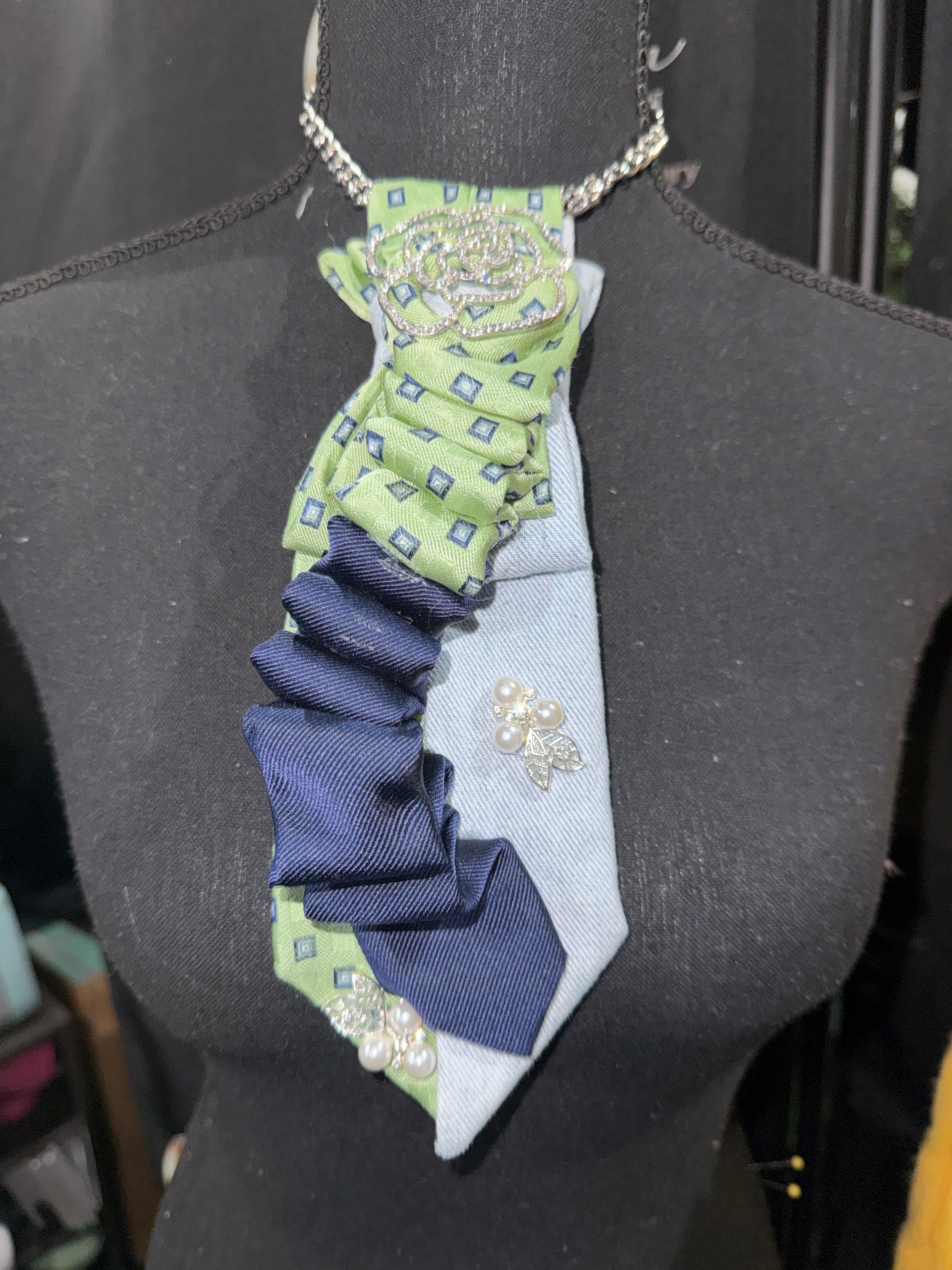 NECKTIE NECKLACE - CLASSIC REMIX EDITION