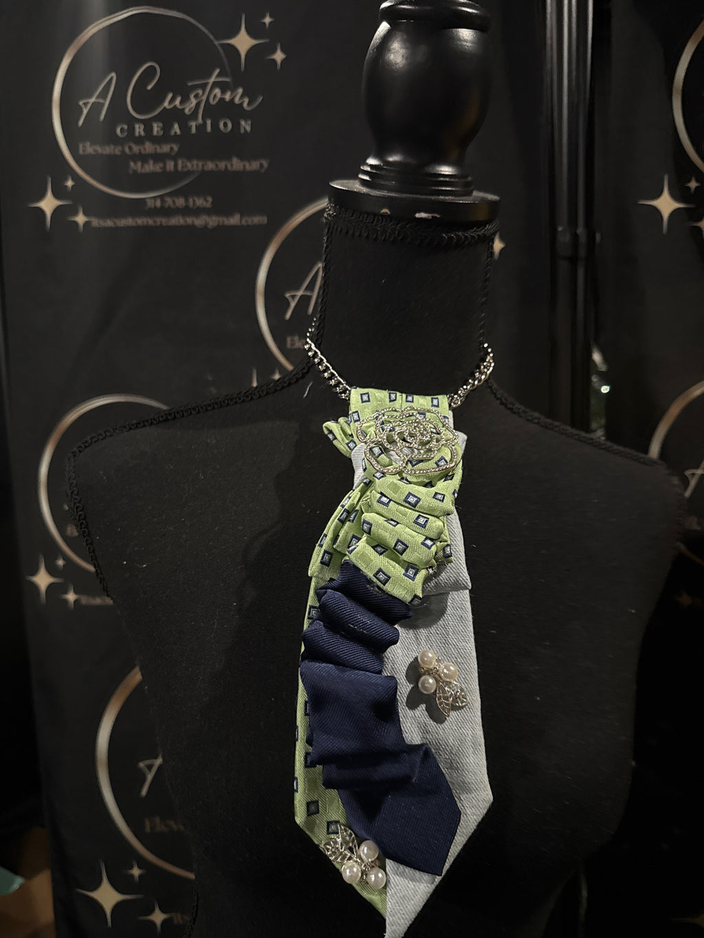 NECKTIE NECKLACE - CLASSIC REMIX EDITION